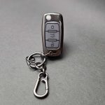 کاور ریموت سمند کلید تاشو سه دکمه دور فلزی وسط چرم - Image 15