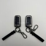 کاور ریموت هیوندایی و کیا سه دکمه دور فلزی وسط چرم اعلا - Image 2