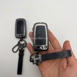 کاور ریموت هیوندایی و کیا سه دکمه دور فلزی وسط چرم اعلا - Image 6