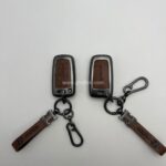 کاور ریموت هیوندایی و کیا چهار دکمه دور فلزی وسط چرم اعلا - Image 7