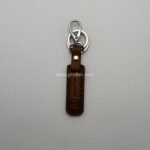 آویز کلید چرم ماشینی مارک کیا