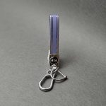 آویز کلید پلاستیکی با نوار طلایی - Image 5