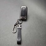 کاور ریموت هیوندایی و کیا چهار دکمه دور فلزی وسط چرم اعلا - Image 11