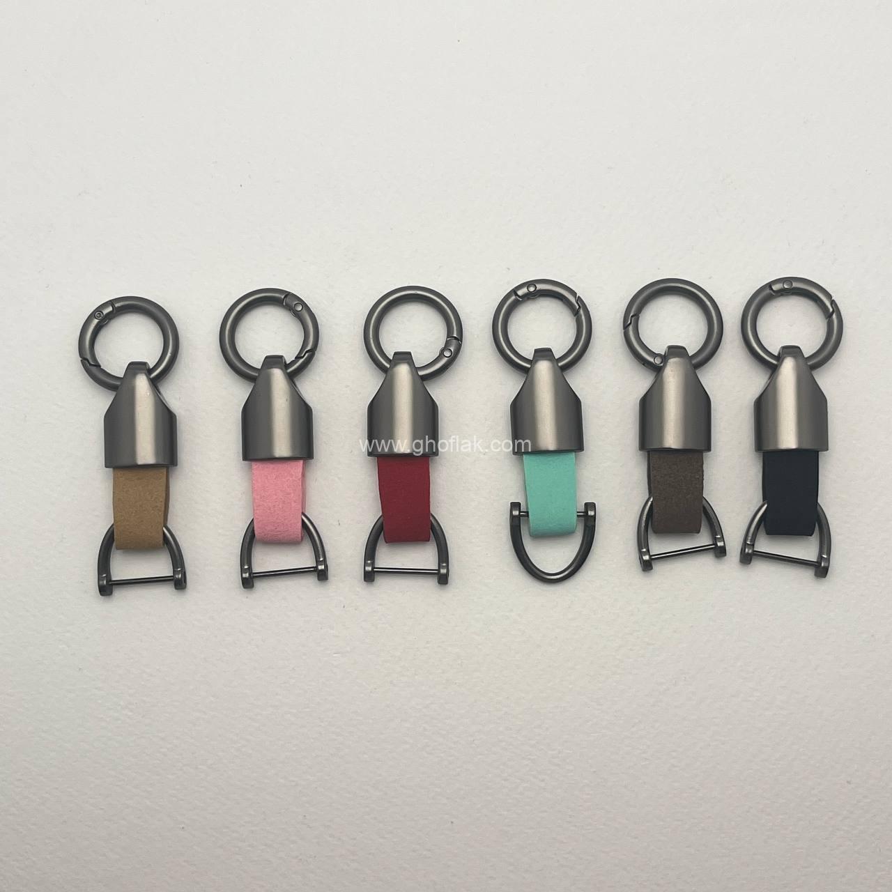 photo_23_2024-11-27_20-11-02 آویز چرم اشبالت - Image 1