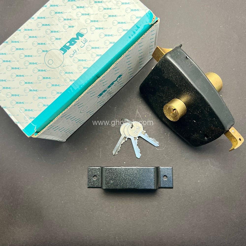 photo_61_2024-09-18_14-56-46 قفل حیاطی رجبی طرح الزت سه پیچ کلید ساده - Image 1