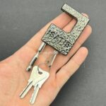 قفل کتابی ایساتیس سایز 60 کلید معمولی - Image 2