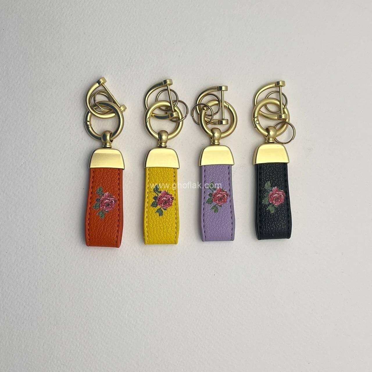 photo_10_2024-11-26_18-17-30 آویز چرم طرح گل رز - Image 1