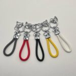 آویز چرم طرح کاز یراق نقره ای