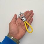 آویز چرم طرح کاز یراق نقره ای - Image 4