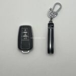 کاور ریموت تویوتا سی اچ ار و لوین بنزینی طرح چرم با بند ست