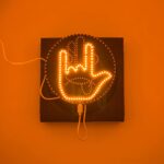 اساِمدی دست بیقرار – لوازم جانبی فانتزی و جذاب خودرو - Image 2