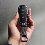 کاور ریموت ساینا اس - کوییک اس و اطلس دور فلزی کربن