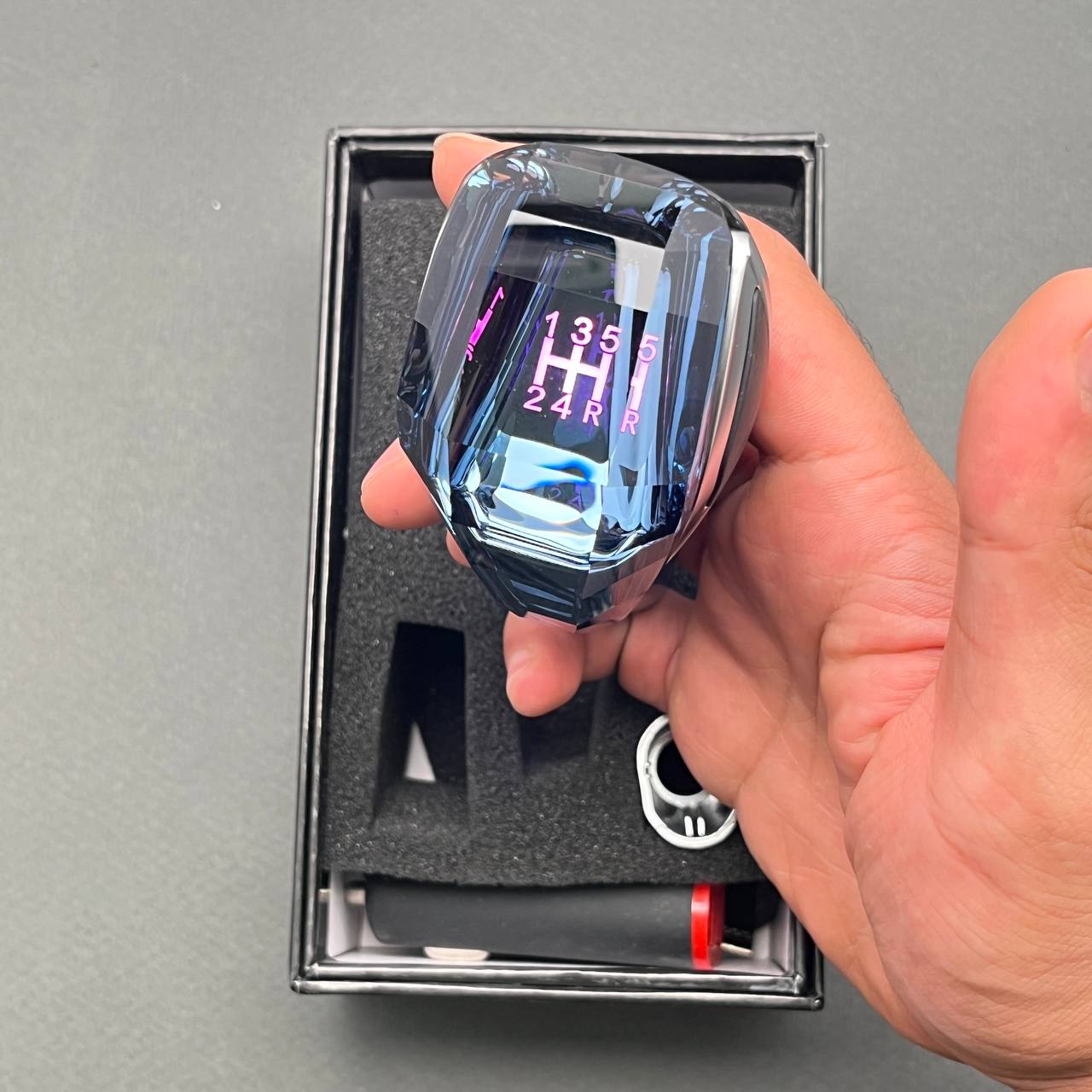 photo_1_2025-05-15_12-55-41 سردنده کریستالی چراغدار خودرو - Image 1