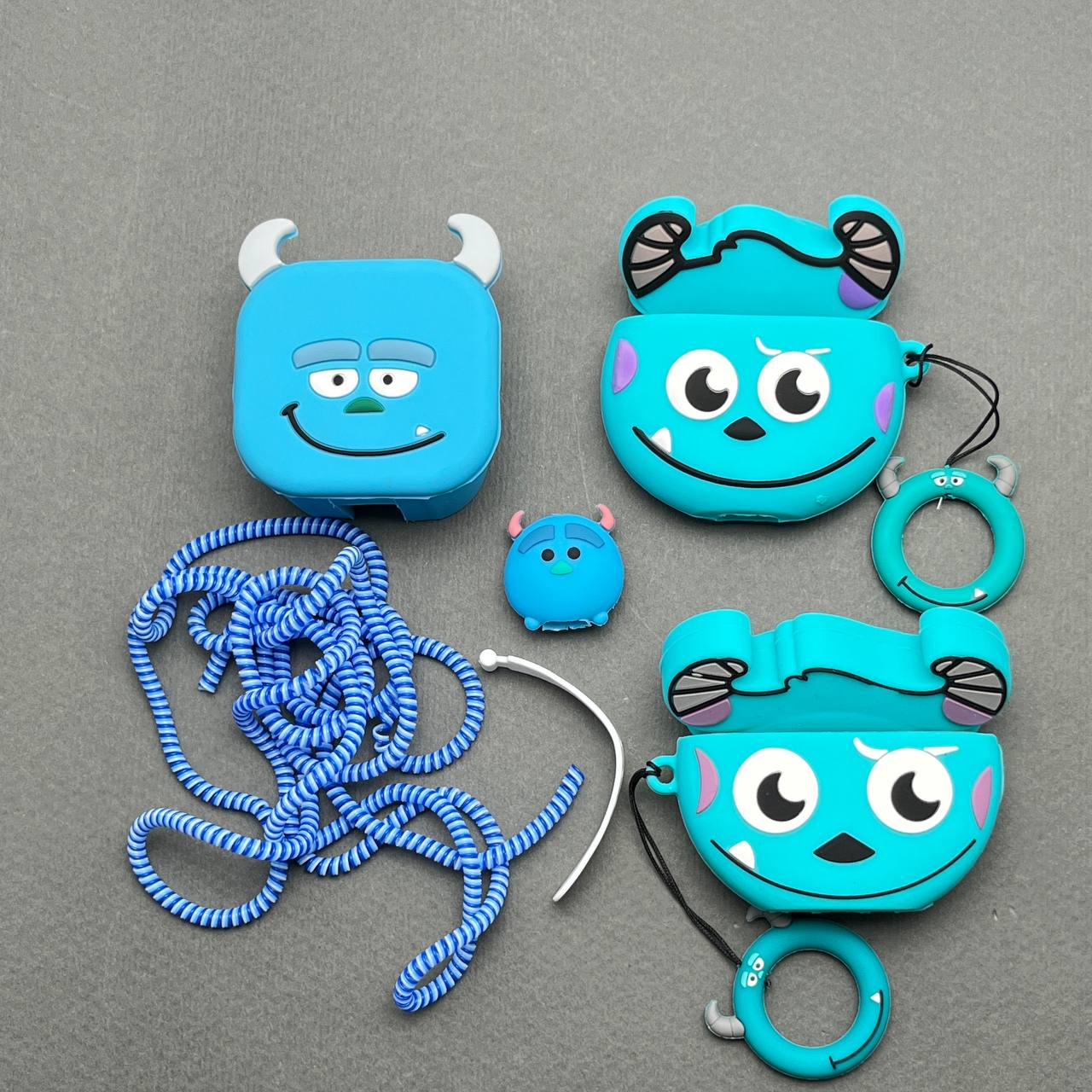 photo_21_2025-05-17_10-21-39 کاور شارژر و کاور ایرپاد طرح سالیوان - Image 1