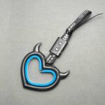 آویز سوریکاوا چراغ دار طرح قلب مشکی - Image 3