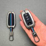 کاور ریموت تویوتا کرولا لوین سی اچ ار سه دکمه هیبریدی دور فلزی