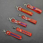 آویز موتور هوندا پرچمی سیلیکونی قرمز