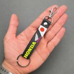 آویز موتور هوندا پرچمی سیلیکونی مشکی - Image 5