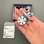 سگ بازیگوش پشت آینه - Image 2