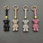 سرکلیدی فول نگین طرح تدی ایستاده