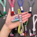 سرکلیدی کفش کتونی با بند توری - Image 2