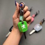 کاور ریموت پژو 206 و 207 و رانا و پارس مدل 96 با بند فانتزی چرم اشبالت