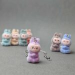 آویز عروسکی لبوبو مخملی - Image 2