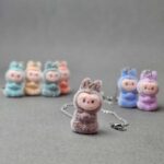 آویز عروسکی لبوبو مخملی - Image 4