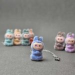 آویز عروسکی لبوبو مخملی - Image 7