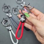 آویز چرم طرح کاز یراق متالیک - Image 4