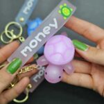 سرکلیدی لاک پشت شب تاب - Image 4