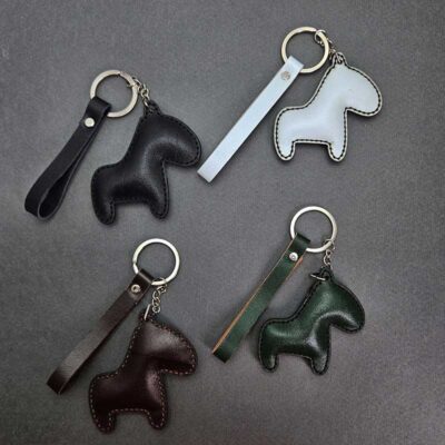 آویز سرکلیدی چرم طبیعی اسب