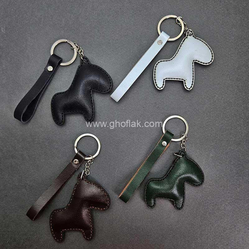 آویز-سرکلیدی-چرم-اسب05 آویز سرکلیدی چرم طبیعی اسب - Image 1