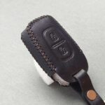 کاور ریموت رنو داستر چرم دست دوز - Image 4