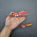 آویز موتور یاماها پرچمی سیلیکونی قرمز - Image 2