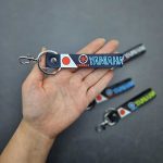 آویز موتور یاماها پرچمی سیلیکونی مشکی - Image 2