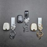 کاور ریموت سایپا ( پراید - تیبا - کوییک ) طرح چرم با بند نگین دار