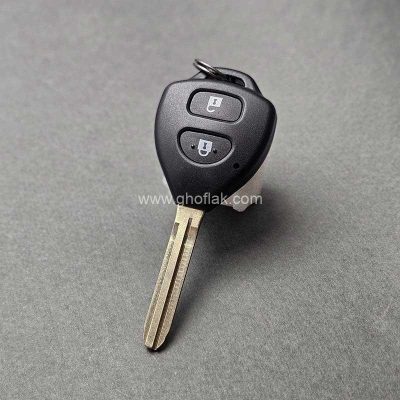 قاب ریموت تویوتا کمری و یاریس همراه با تیغه