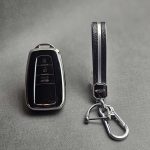 کاور ریموت تویوتا کرولا - هایلوکس - C-HR و لوین بنزینی سه دکمه براق با بند ست