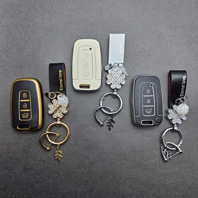 کاور ریموت هیوندایی و کیا سه دکمه طرح چرم با بند ست نگین دار