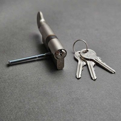 سیلندر قفل درب آپارتمان کاله ترکیه کد GM 164 شب‌بنددار – مغزی برنجی | ۳ کلید