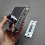 قفل پایین شیشه سکوریت