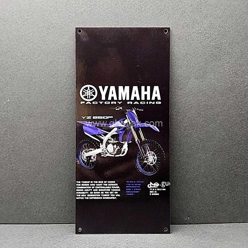 تابلو یاماها YZ