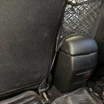 توری نظم دهنده بین صندلی خودرو