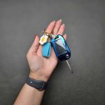 کاور ریموت تارا دنده قدیم شفاف با بند چرم گلدار